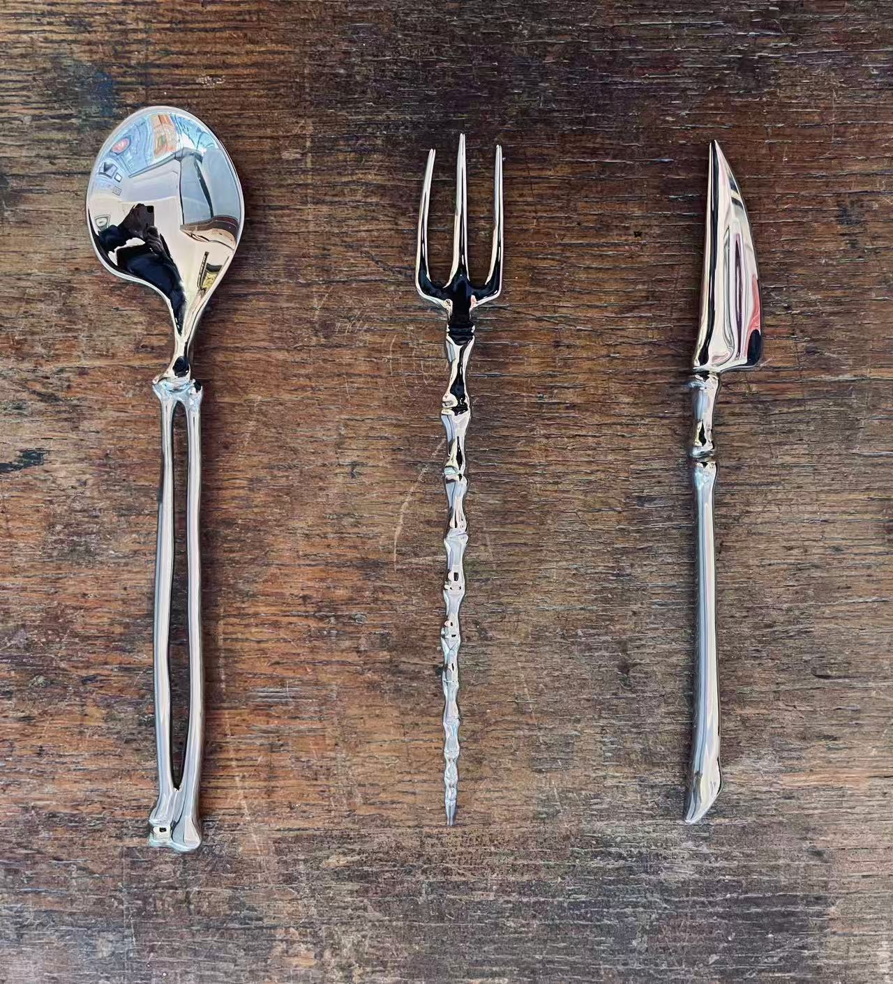 3 Piece Gothic Cutlery Set