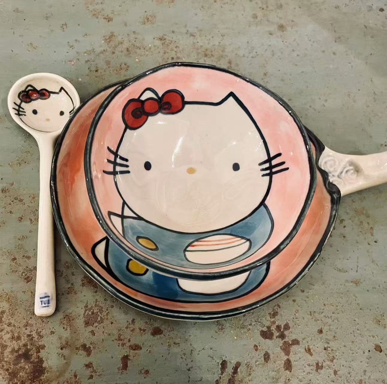 3 Piece Hello Kitty Ceramic Soup Bowl & Spoon Set