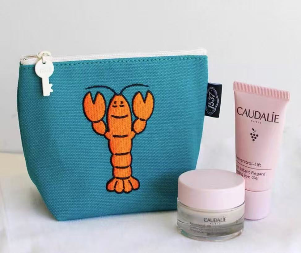 Korea 1537 Peacock Green Lobster Pouch/Makeup Bag