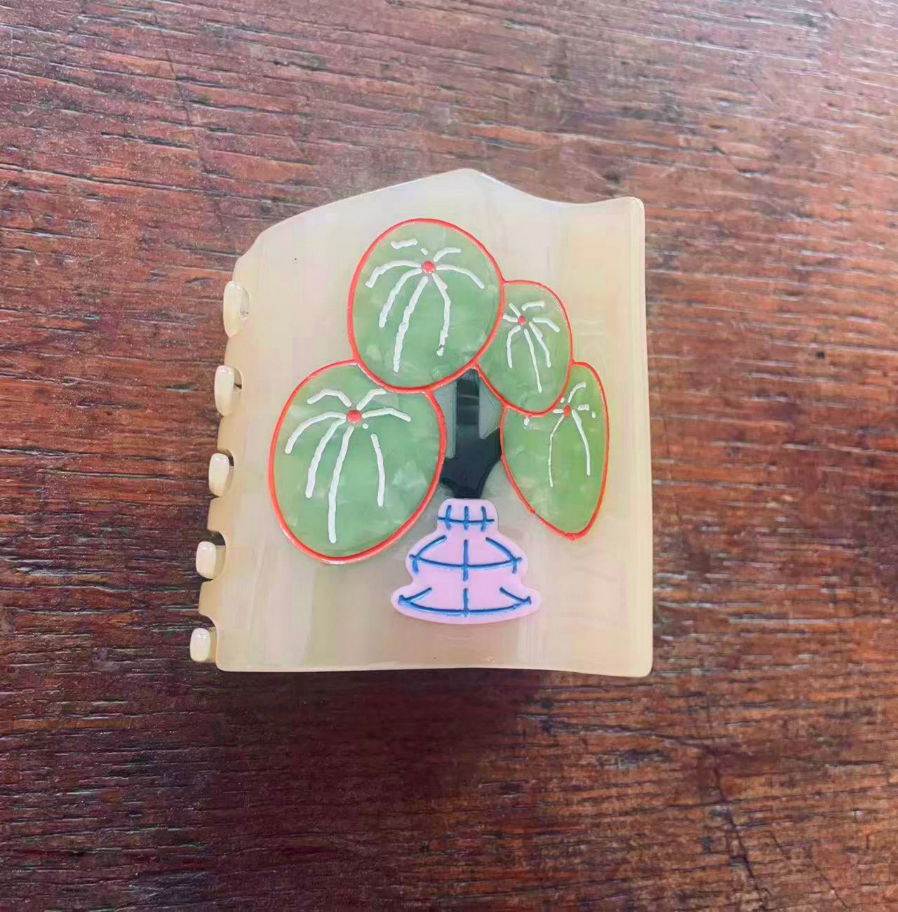 Butter Yellow Botanical Acetate Hair Claw