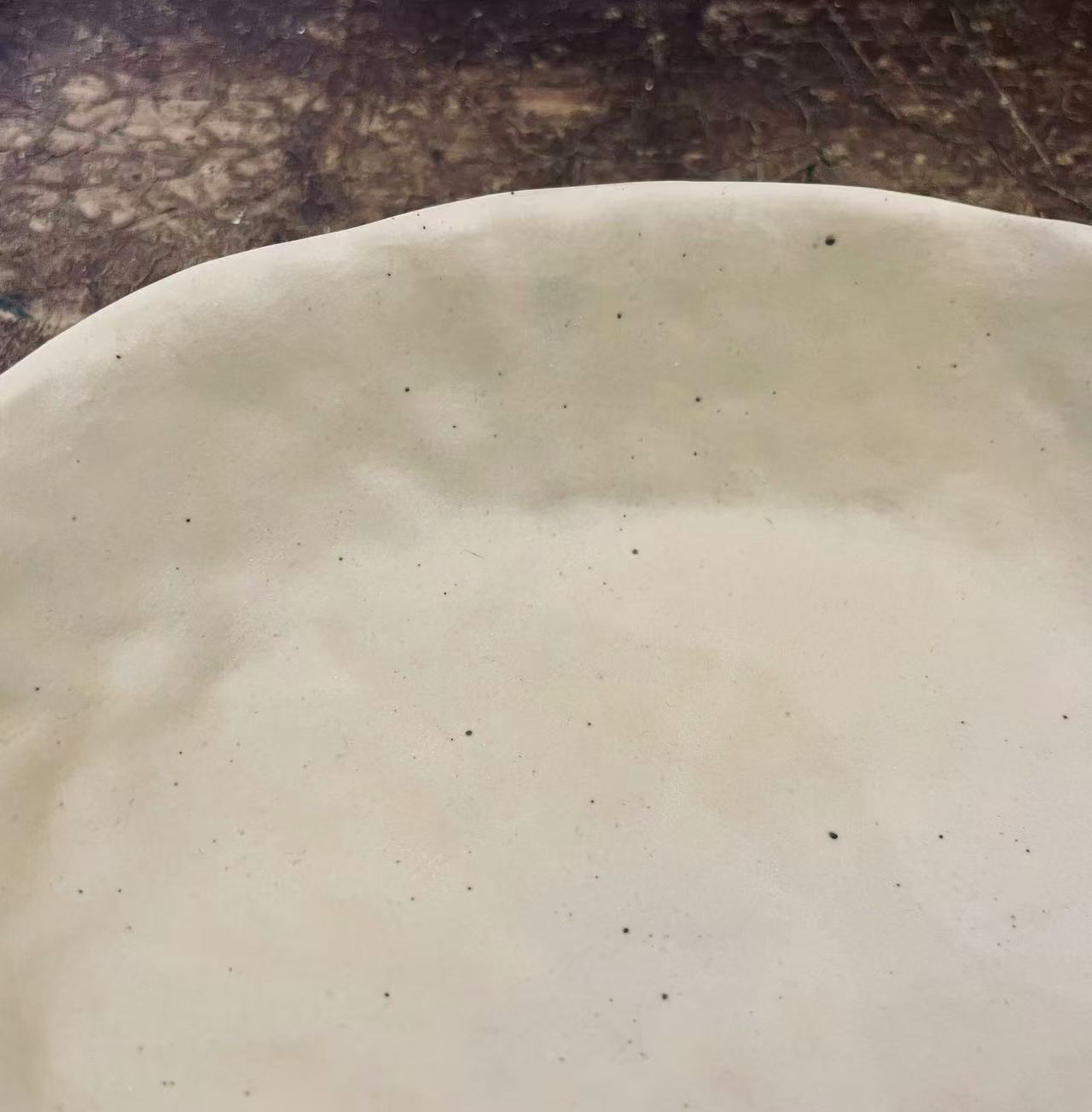 Small Matt Warm Ivory Oval Stoneware Plate