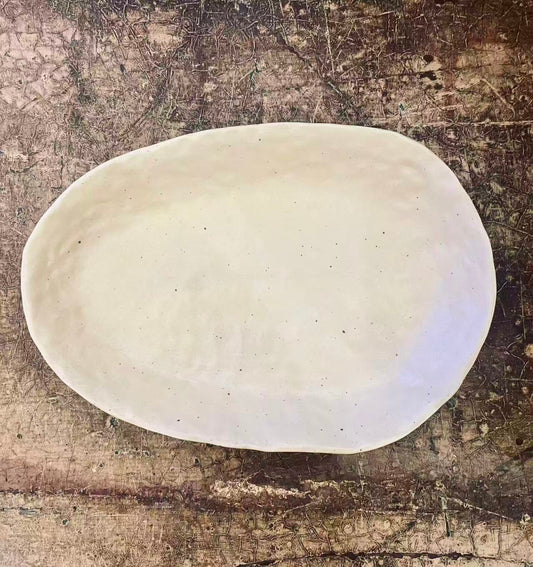 Medium Matt Warm Ivory Oval Stoneware Plate