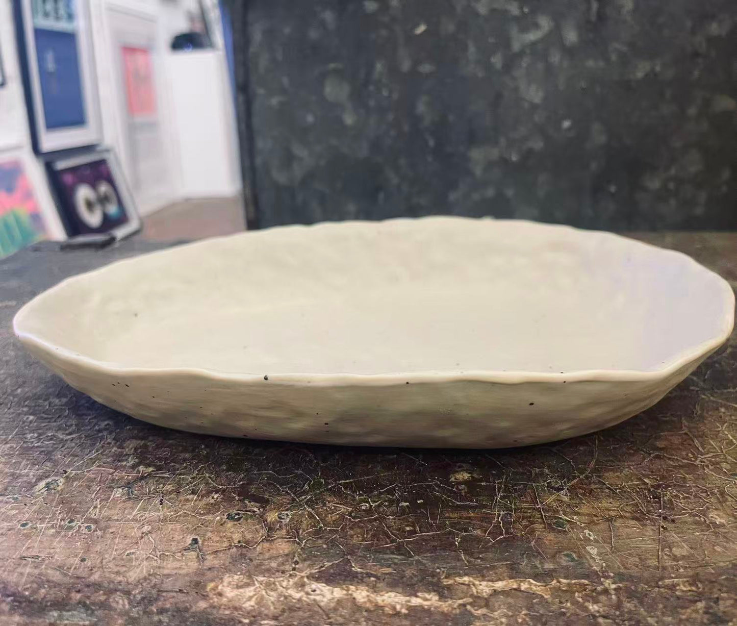 Medium Matt Warm Ivory Oval Stoneware Plate