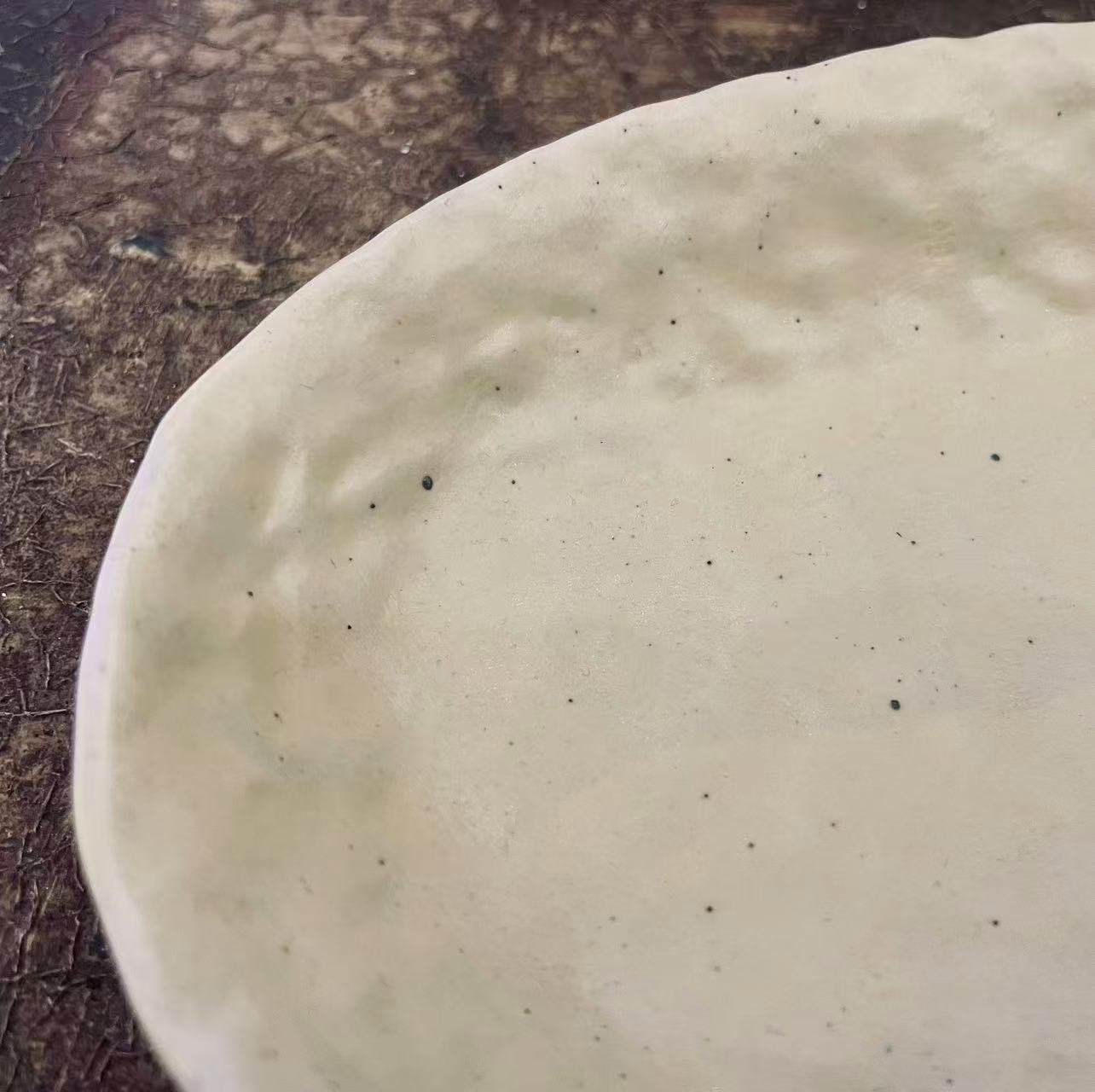 Medium Matt Warm Ivory Oval Stoneware Plate